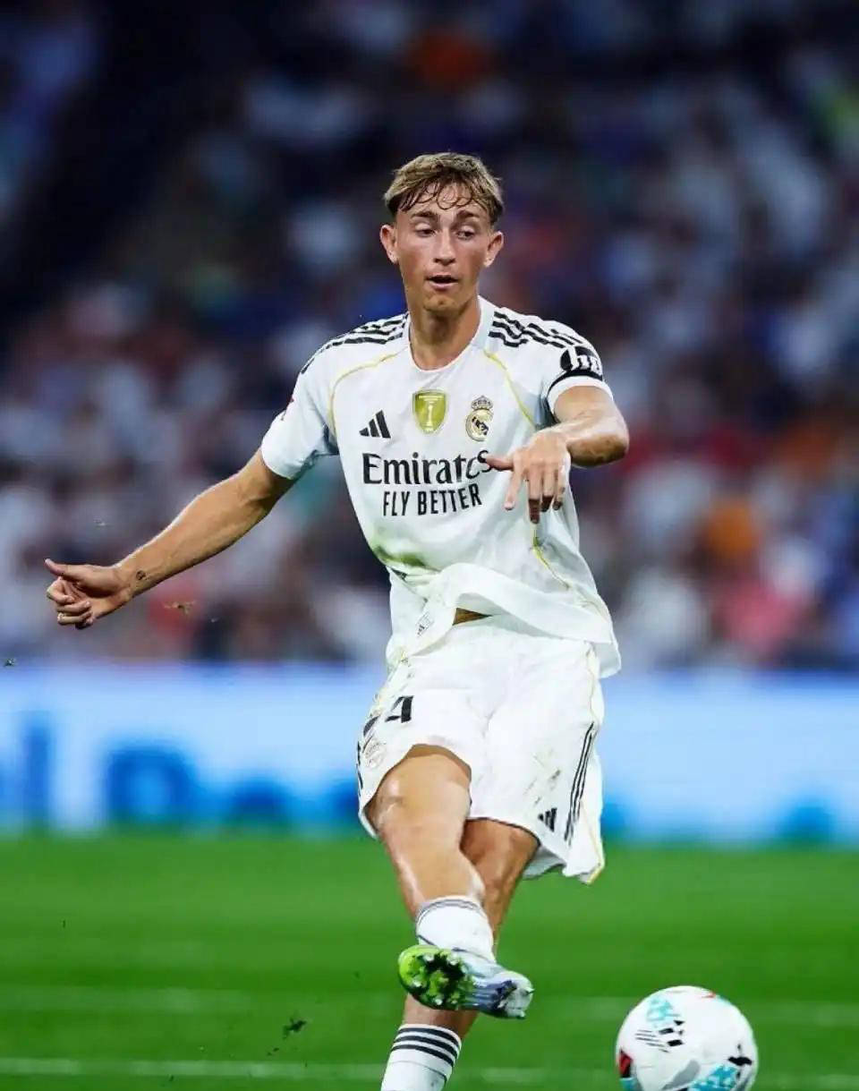 欧冠焦点战：穆里尼奥智胜皇马，本菲卡绝地反击惊艳四座